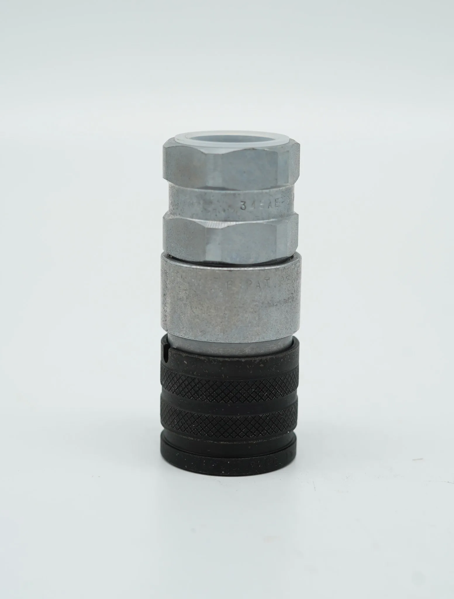 FEMALE FLAT FACED COUPLER, 1/2" BODY, 1-1/16"UNF THREAD P/N 7246776