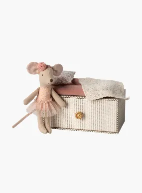 Maileg Dance Mouse with a Daybed